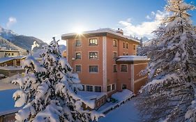 Hotel Corvatsch - Web Check-In